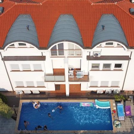 Sea View Apartment In Ичичи Экстерьер фото