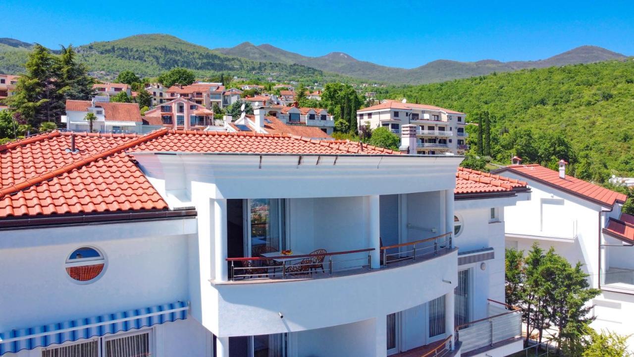 Sea View Apartment In Ичичи Экстерьер фото