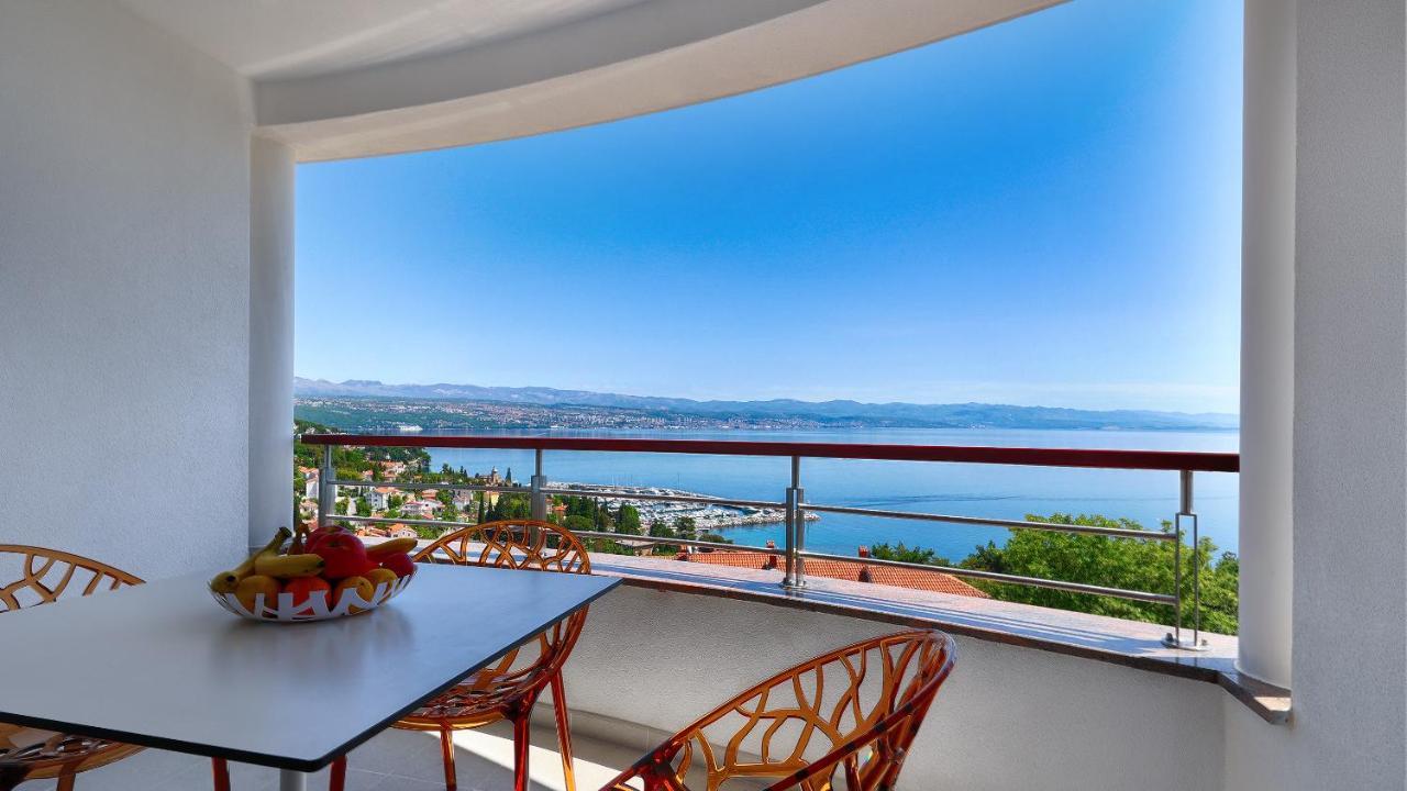 Sea View Apartment In Ичичи Экстерьер фото