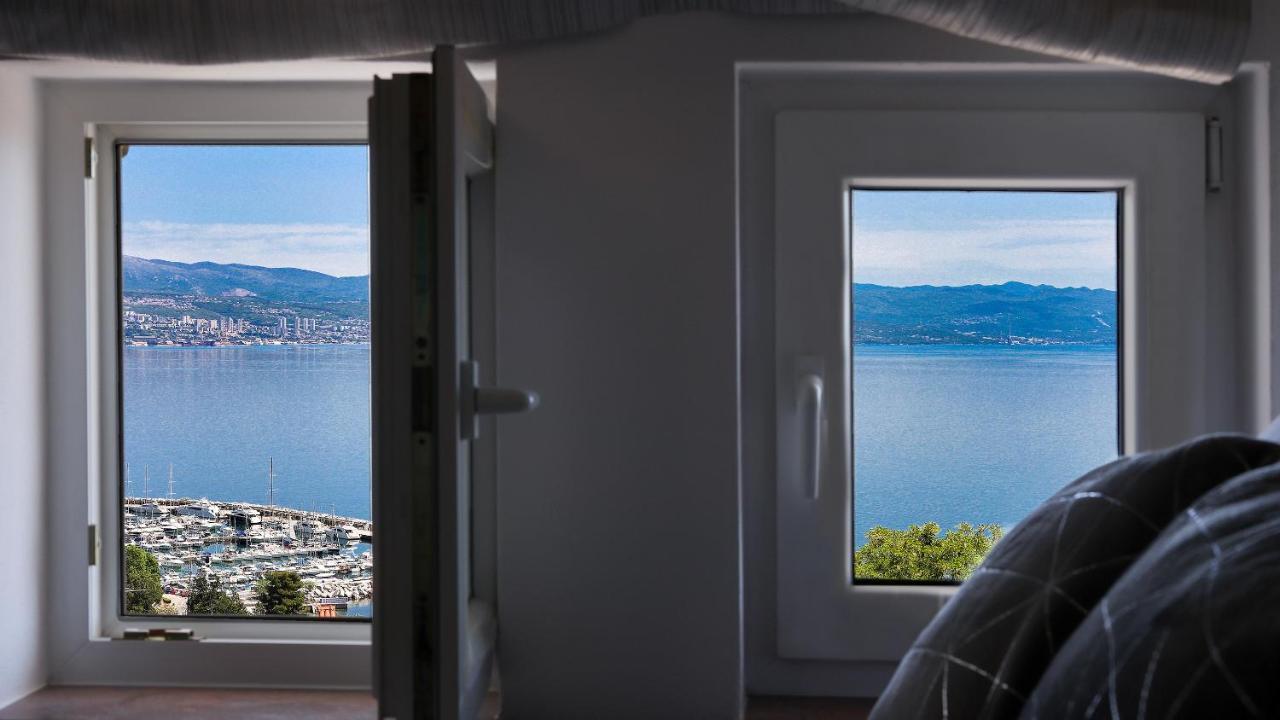 Sea View Apartment In Ичичи Экстерьер фото