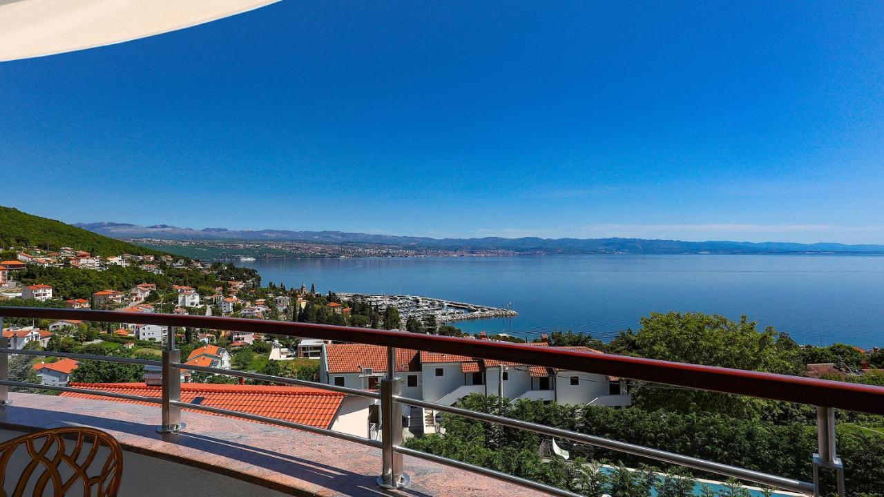 Sea View Apartment In Ичичи Экстерьер фото
