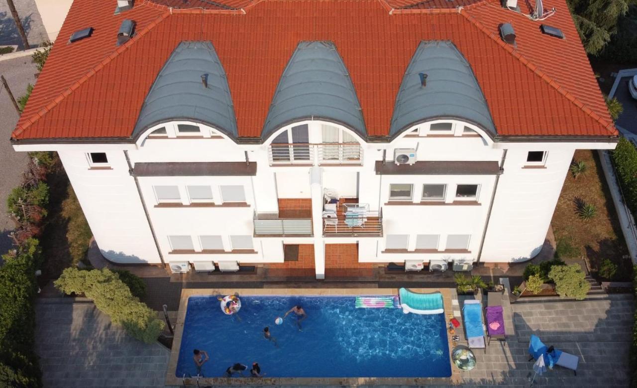 Sea View Apartment In Ичичи Экстерьер фото